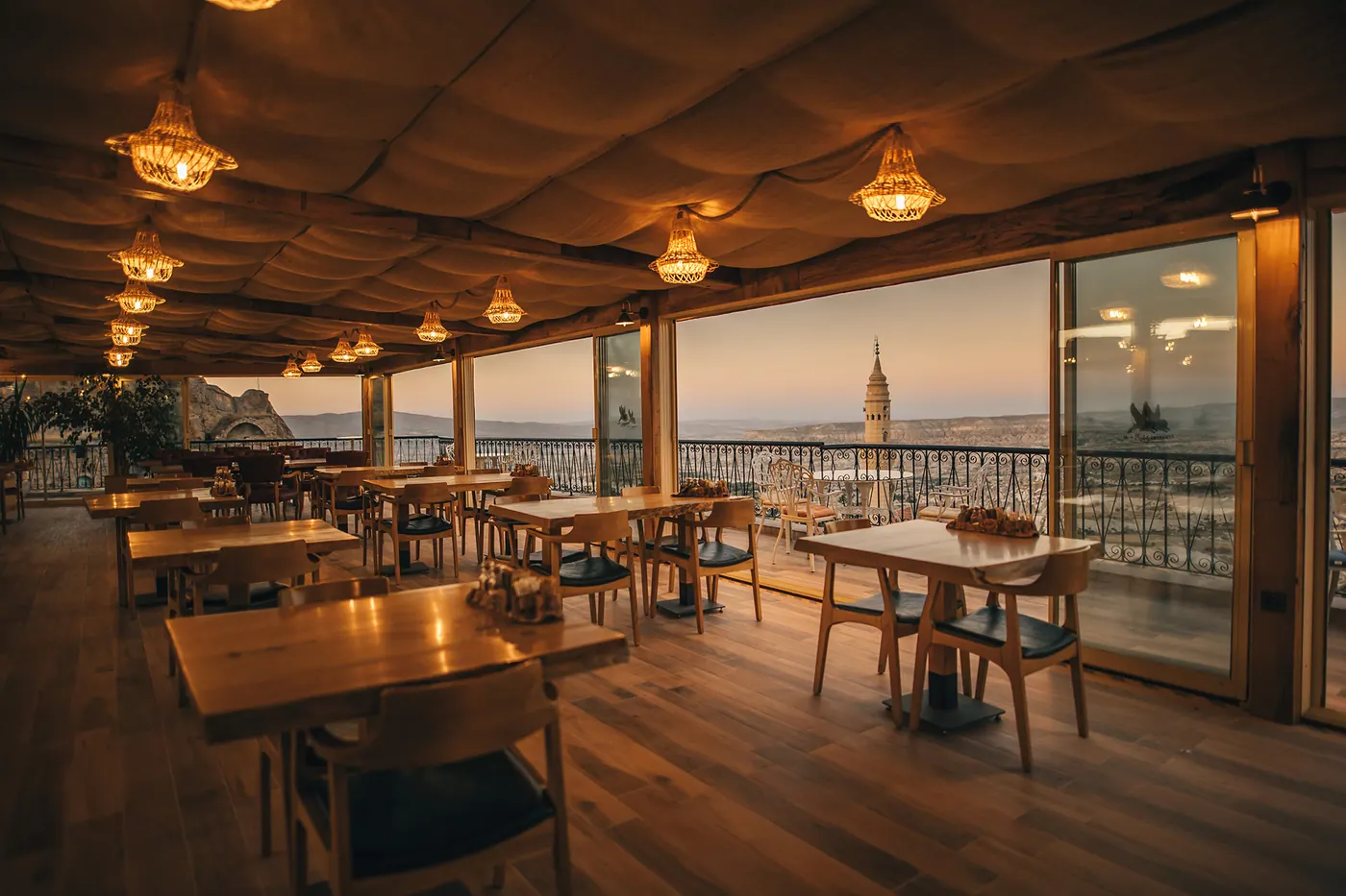 Hu'wina, a CanFa Group restaurant